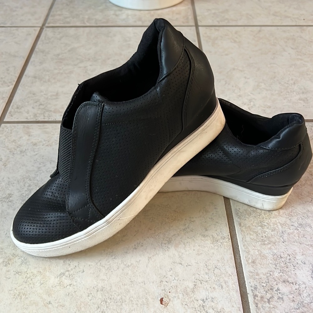 MIA Sneaker Wedge